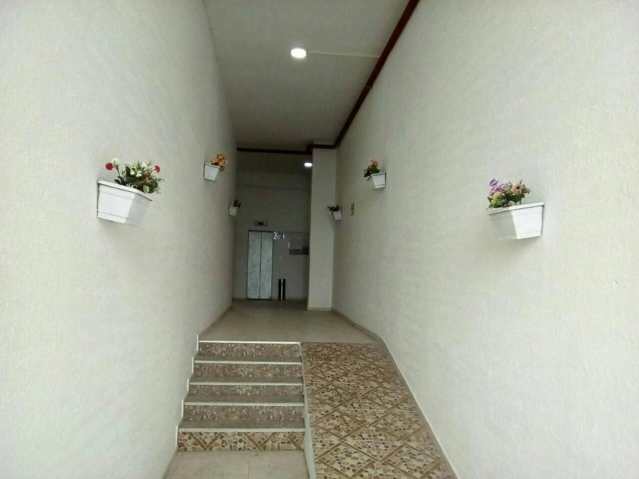 Apartment Miracle 巴统 外观 照片