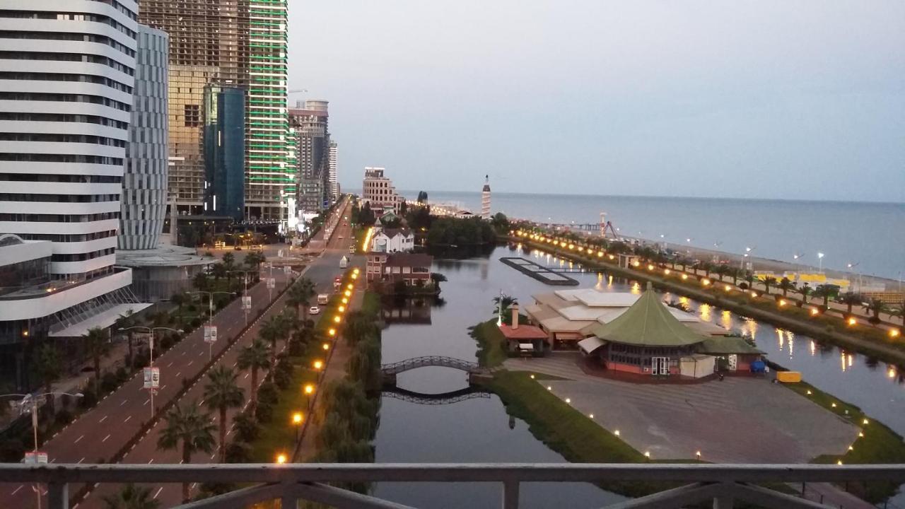Apartment Miracle 巴统 外观 照片